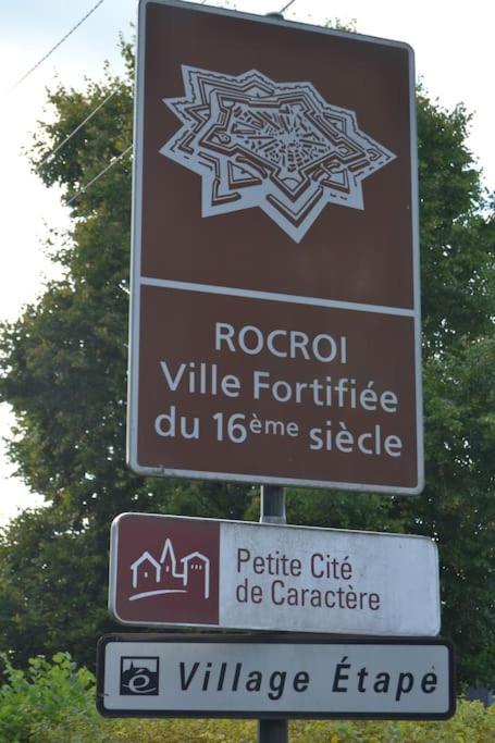 L'Escale Des Remparts Villa Rocroi Bagian luar foto
